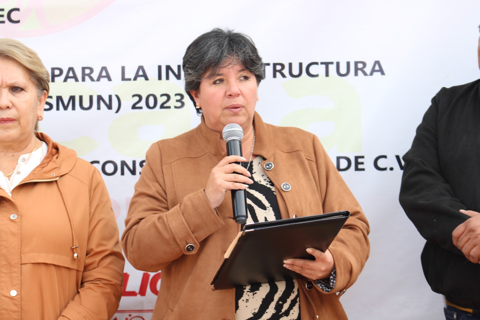 Inaugura Maribel Pérez Arenas obra en Tepehitec